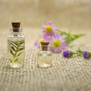 aromatherapy-bottles-close-up-672051 (1)